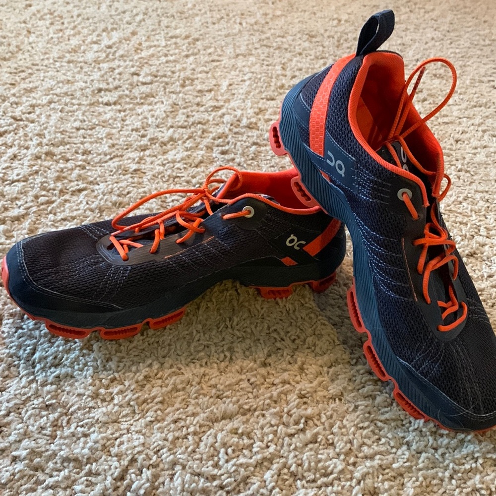 Mens On Cloud Mens Running Shoes size 9.5M